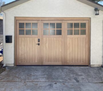 Bifold garage doors in Houston TX