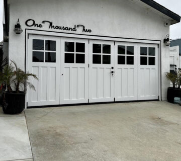 Folding garage doors in San Diego CA
